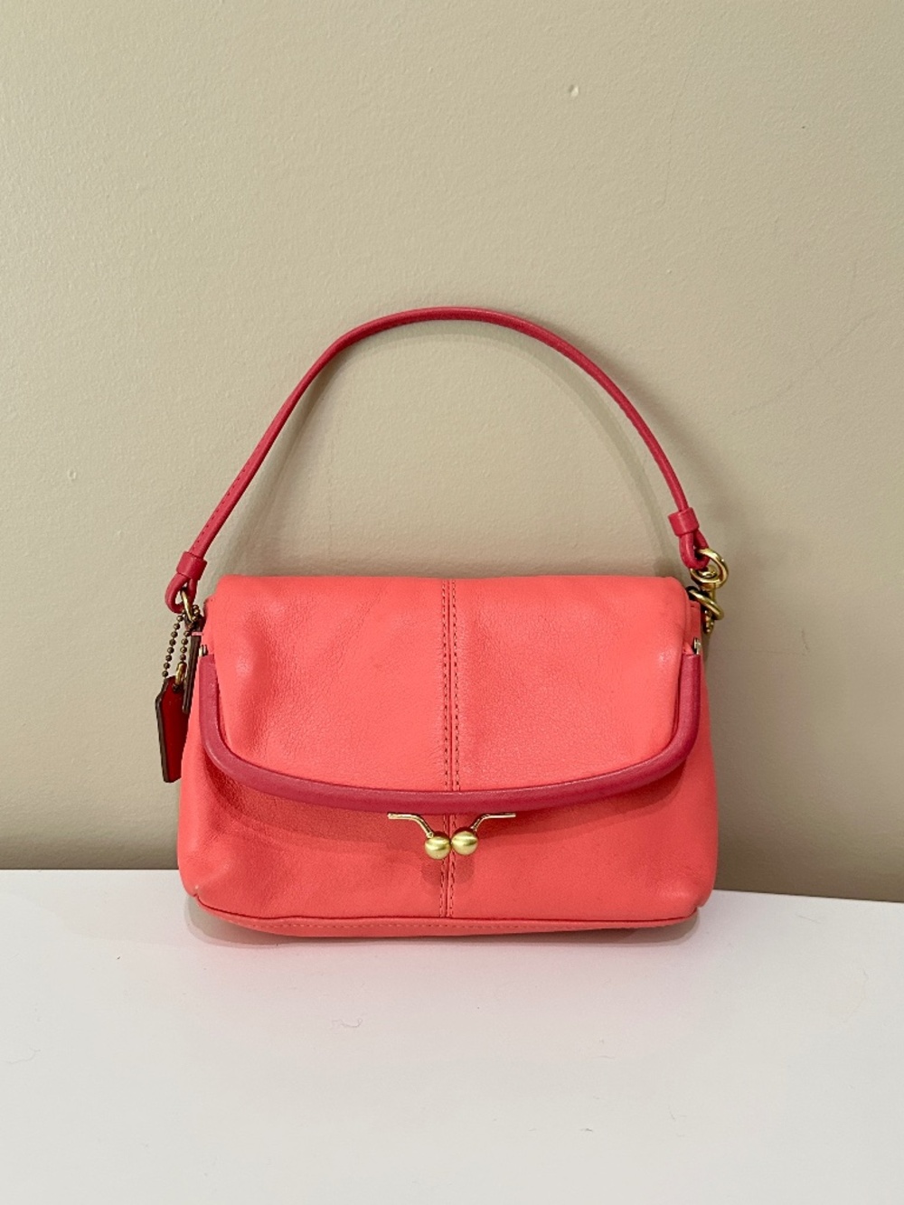 Rare Coach Pink Leather Kisslock Fold Over Clutch Wristlet Two-Tone Coral Brass